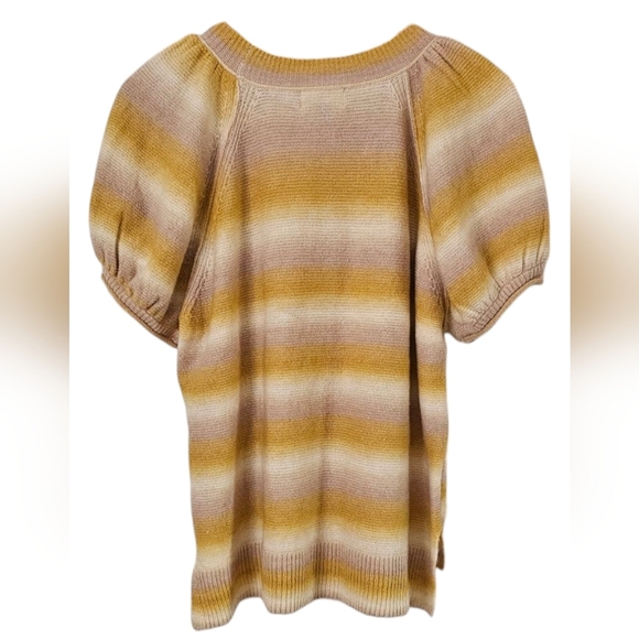 Universal Thread - Sweaters Short Sleeve Crewneck Pullover Sweater - Picture 2 of 8